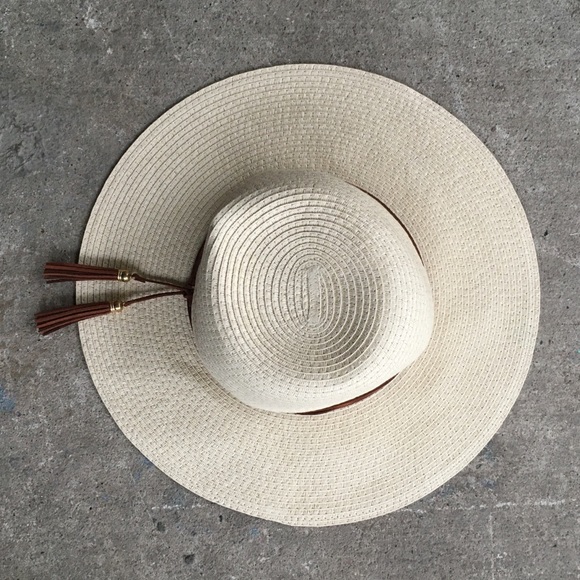 Vintage Accessories - Vintage | Nicole Marciano | Straw Hat